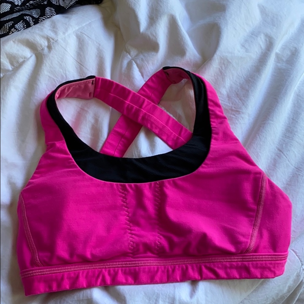 Lululemon pocket bra